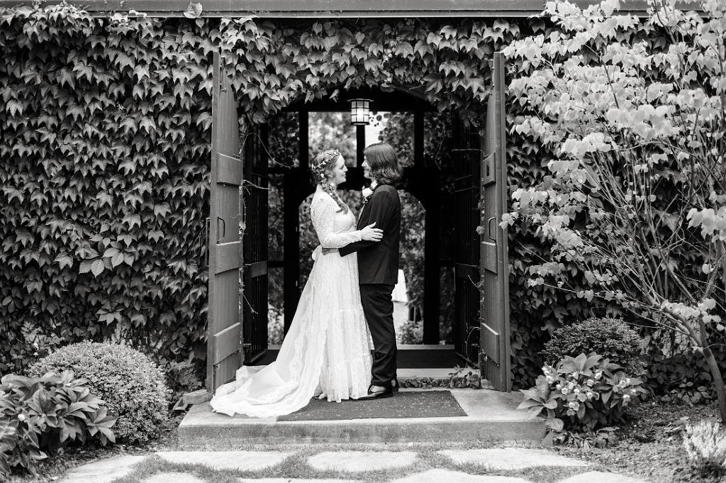 EMILYJAKE-307bw